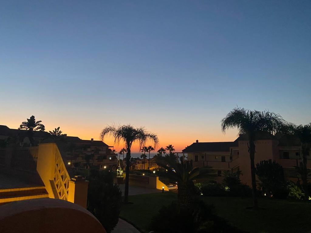Whydhand Resorts Apartments ,Pools And Lovely Terrace Fuengirola Luaran gambar